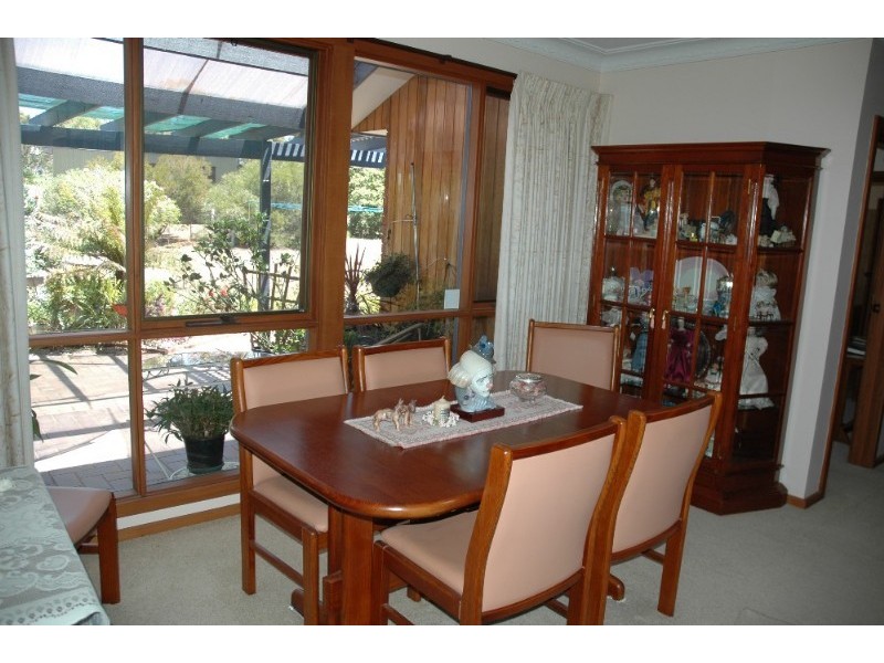 50 Devon Park Close, Sunbury VIC 3429