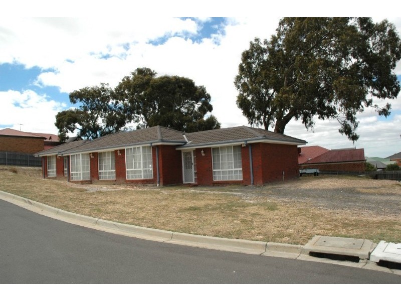 90 Stewarts Lane, Sunbury VIC 3429
