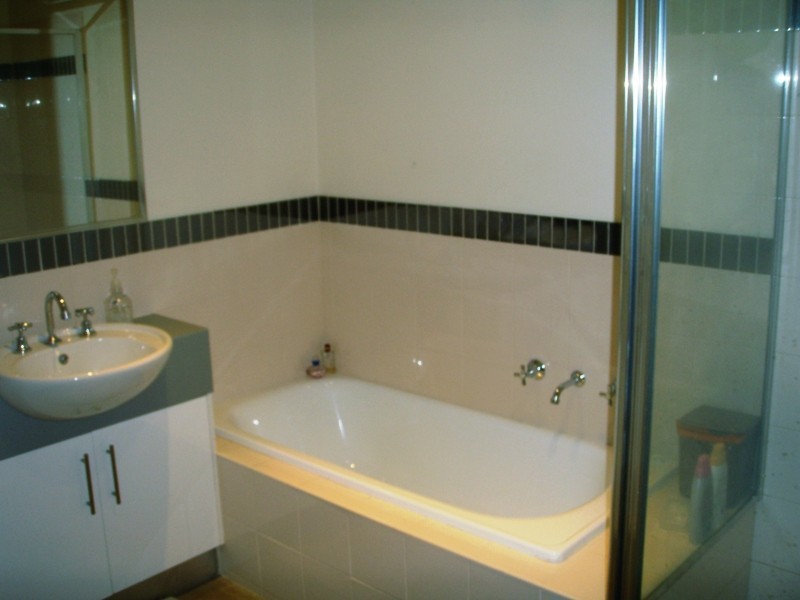 2/7 Riddell Road, Sunbury VIC 3429