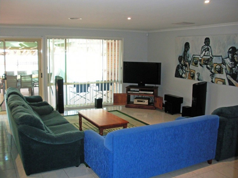 24 Cradle Road, Diggers Rest VIC 3427