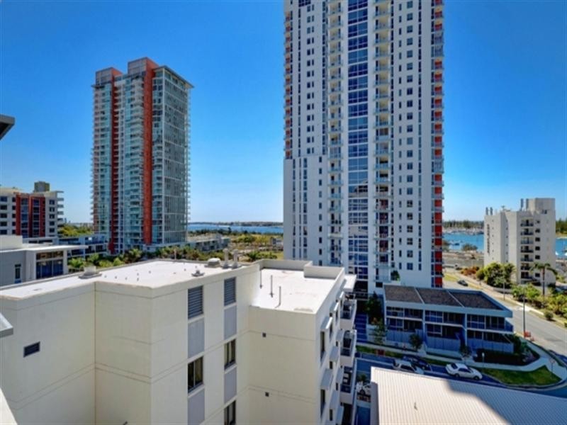 1 Aqua Street, Southport QLD 4215