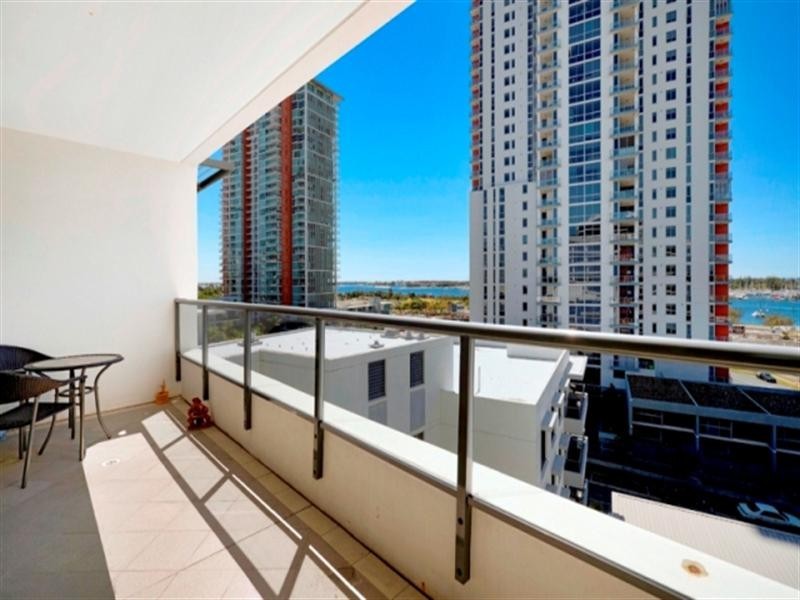 1 Aqua Street, Southport QLD 4215