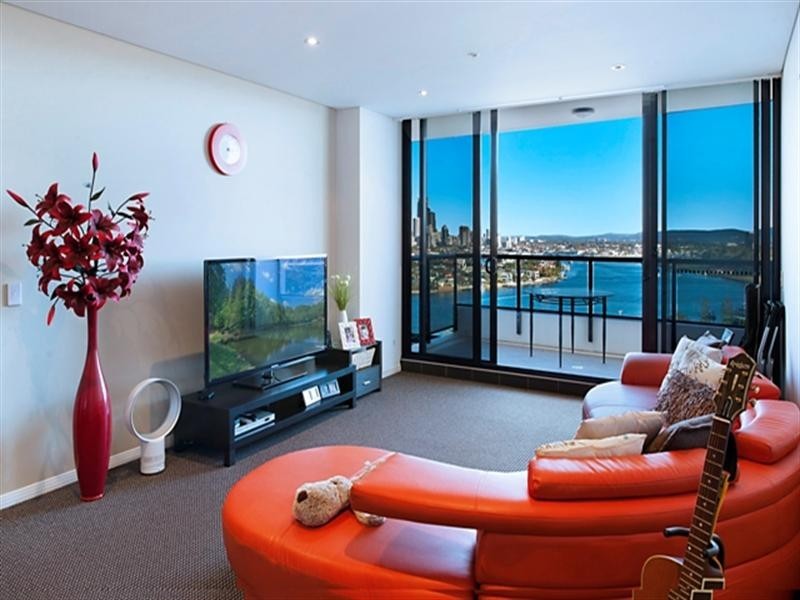 2 Aqua Street, Southport QLD 4215