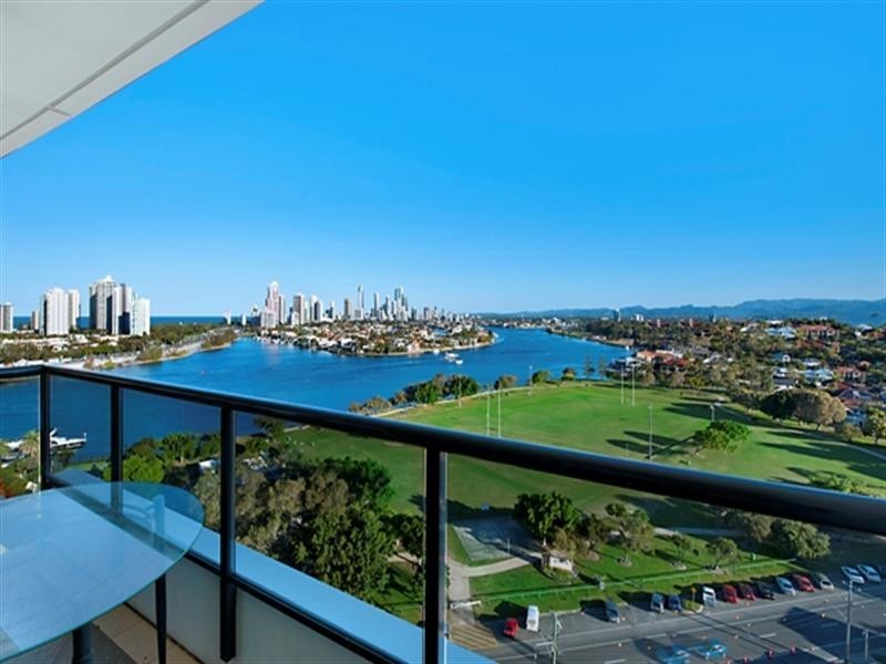 2 Aqua Street, Southport QLD 4215