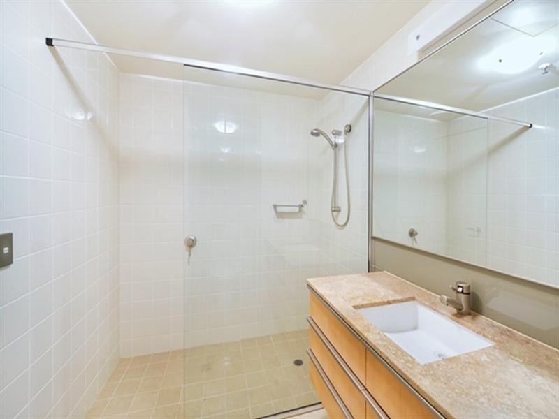 1 ‘Liberty Panorama’ Lennie Avenue, Main Beach QLD 4217