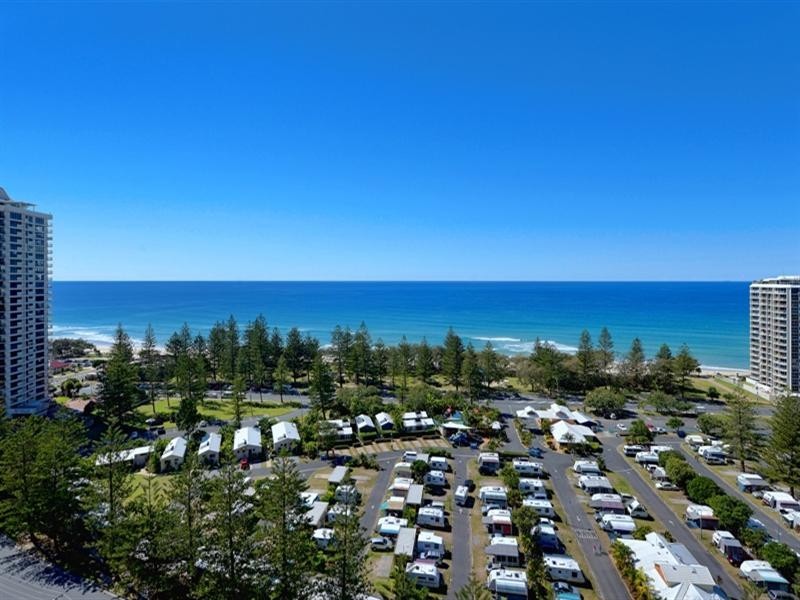 1 Lennie Avenue, Main Beach QLD 4217