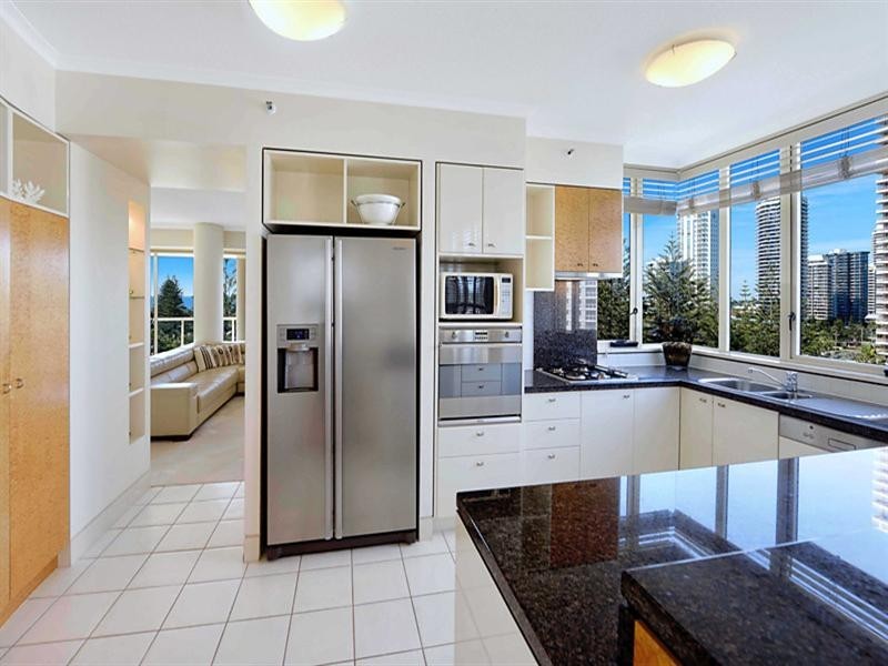 1 ‘Liberty Pacific’ Lennie Avenue, Main Beach QLD 4217