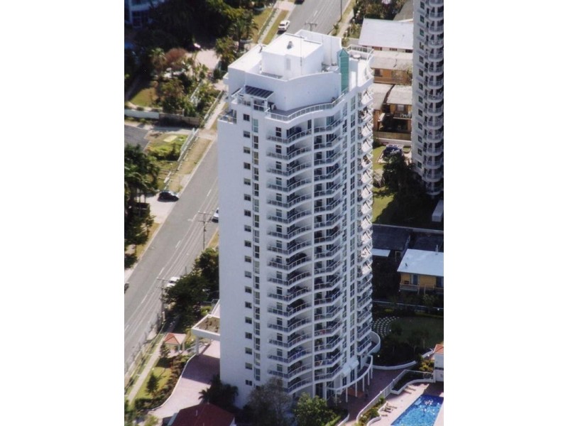 15 Breaker Street, Main Beach QLD 4217