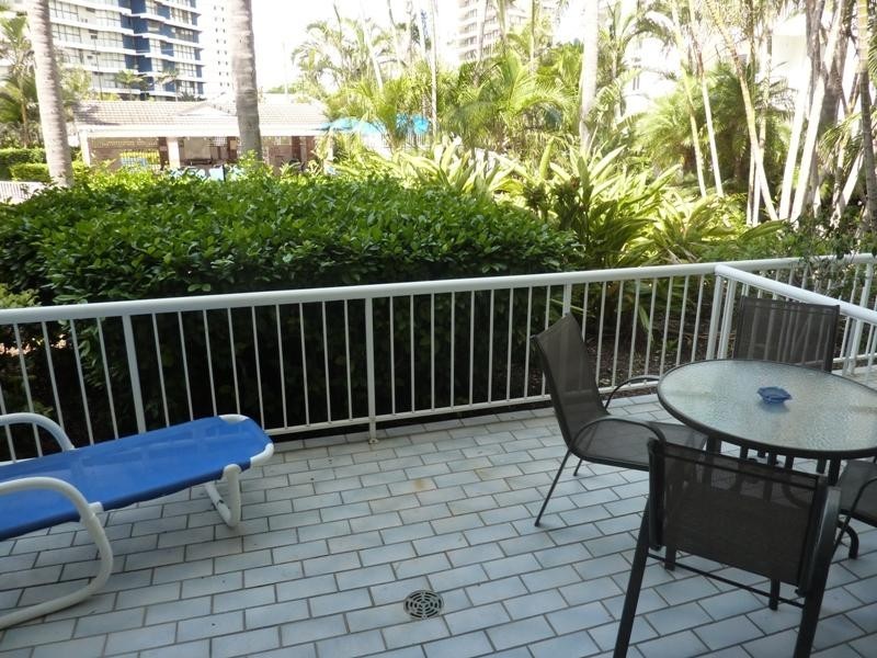 1 ‘Chidori Court’ Cronin Avenue, Main Beach QLD 4217