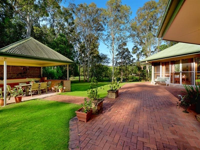 12 Oak Street, Nerang QLD 4211