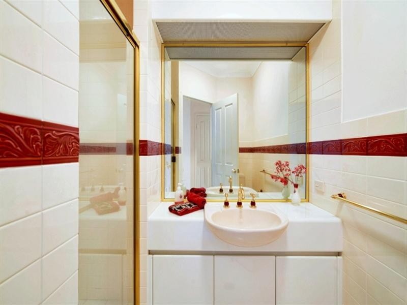 12 Oak Street, Nerang QLD 4211