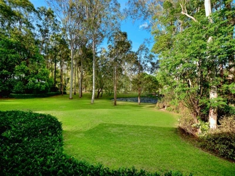 12 Oak Street, Nerang QLD 4211