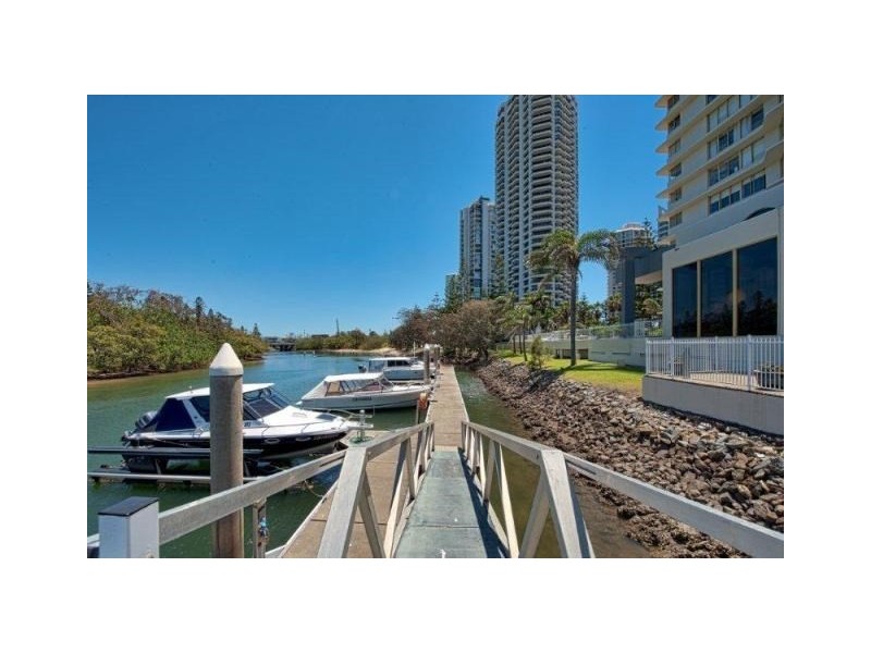 1 Serisier Avenue, Main Beach QLD 4217