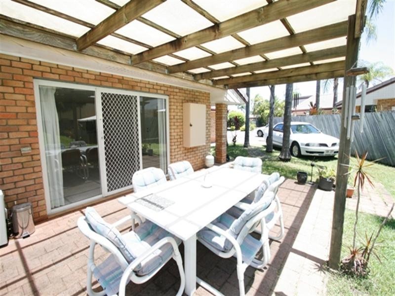 128 Benowa Road, Southport QLD 4215