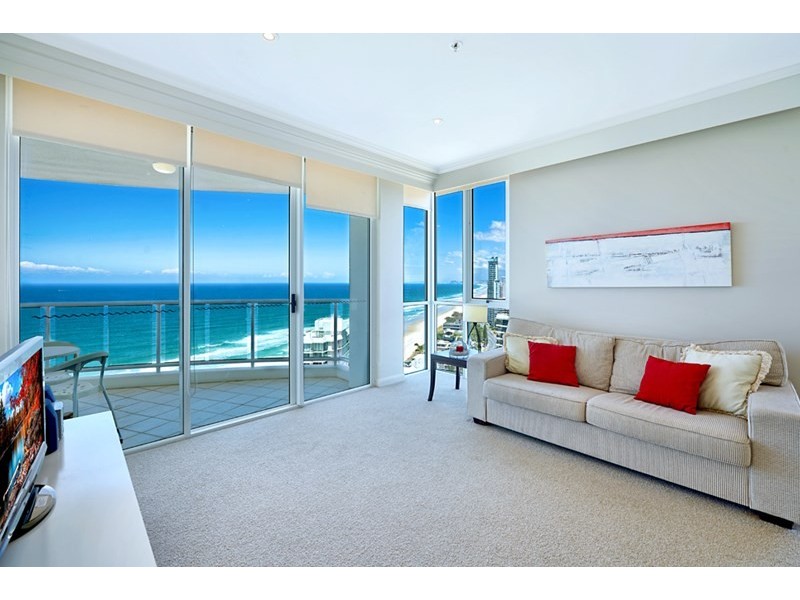 5 Woodroffe Avenue, Main Beach QLD 4217