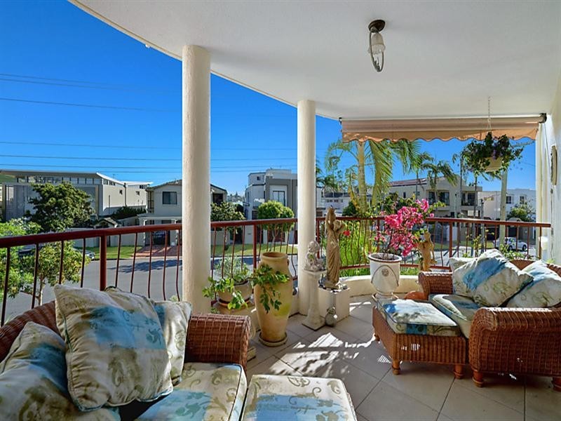 268 Stanhill Drive, Chevron Island QLD 4217