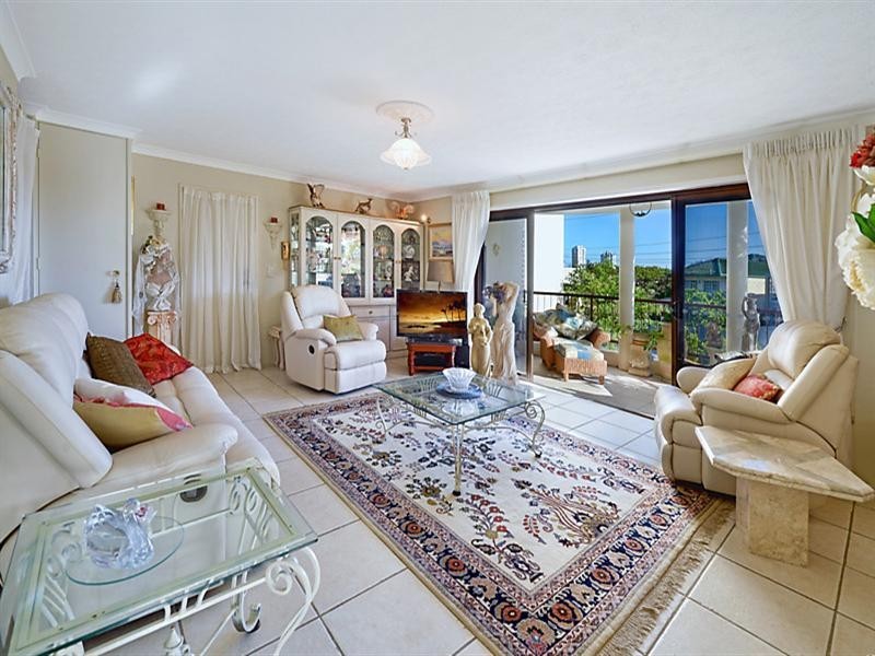 268 Stanhill Drive, Chevron Island QLD 4217