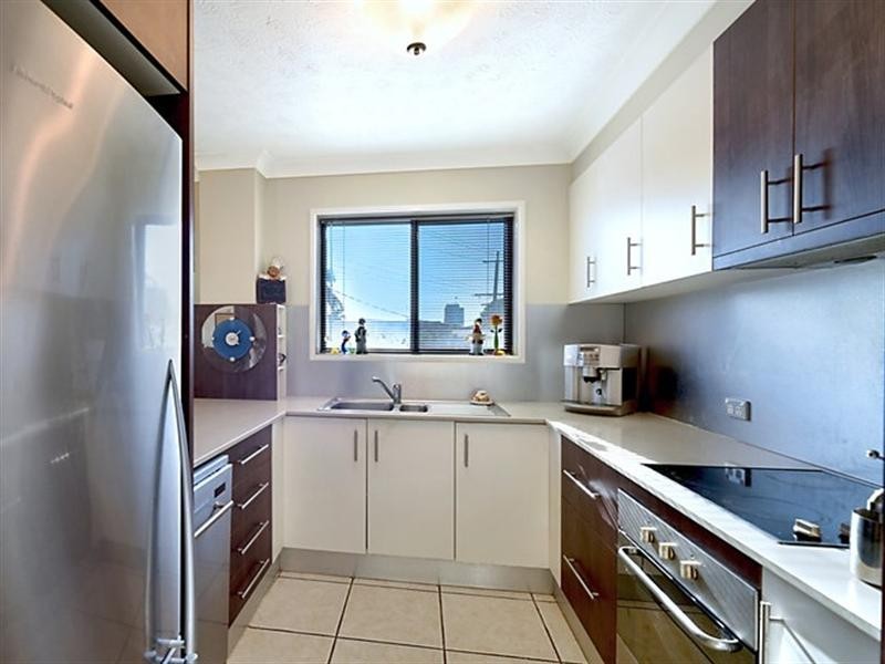 268 Stanhill Drive, Chevron Island QLD 4217