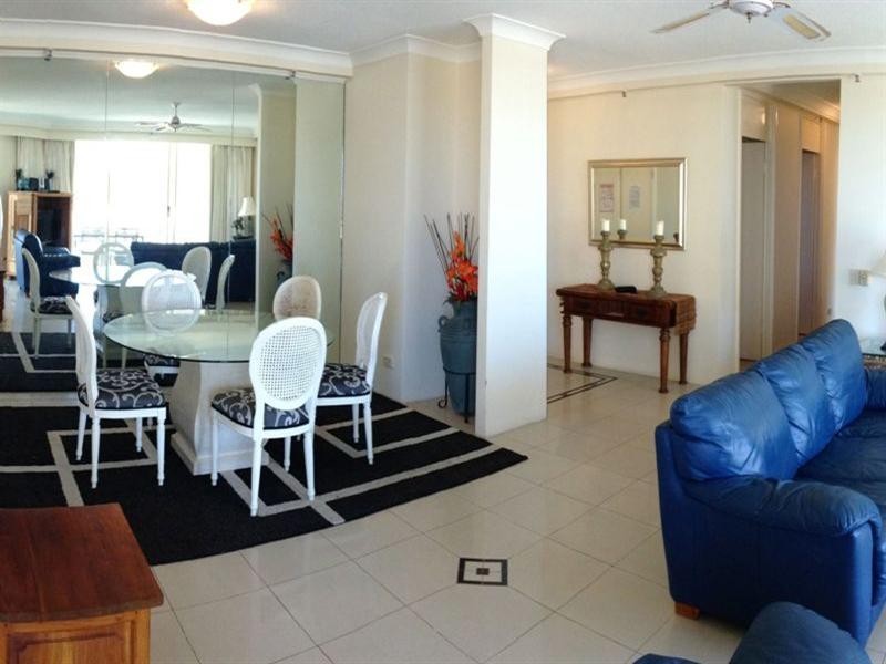 1 Serisier Avenue, Main Beach QLD 4217