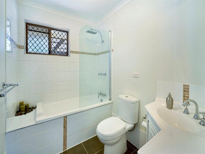 14 Salmon Street, Southport QLD 4215