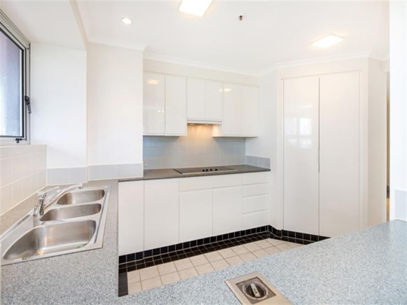 12 Commodore Drive, Surfers Paradise QLD 4217