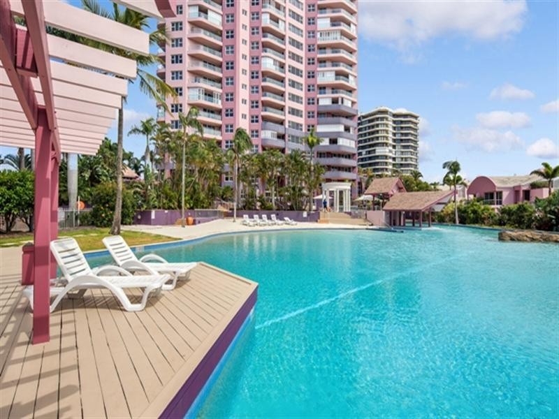 12 Commodore Drive, Surfers Paradise QLD 4217