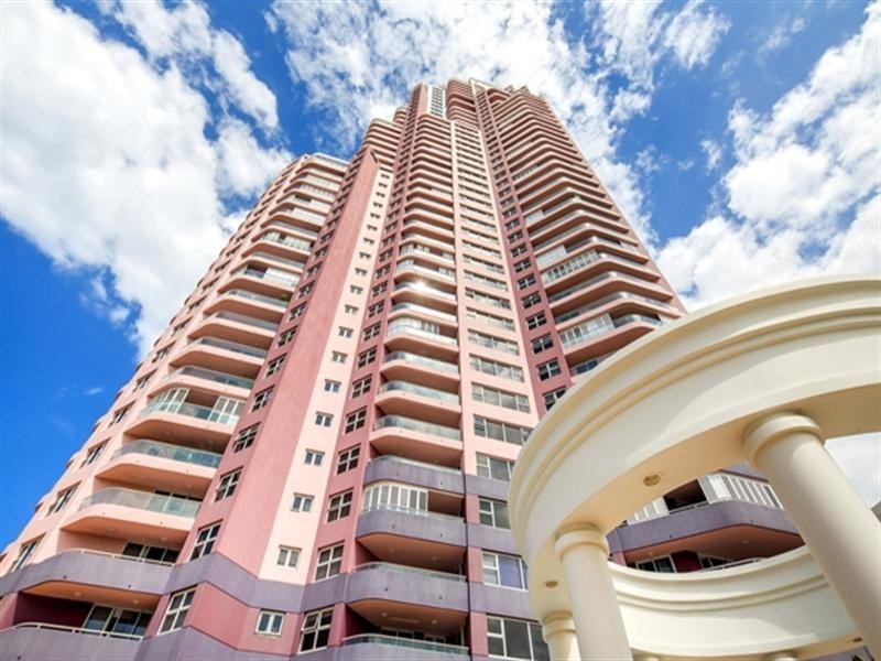12 Commodore Drive, Surfers Paradise QLD 4217