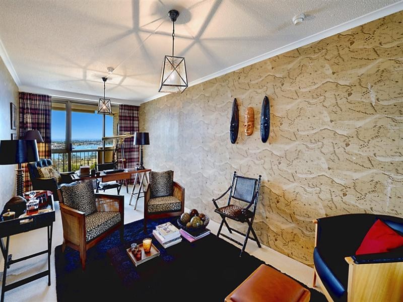 10 Marine Parade, Southport QLD 4215