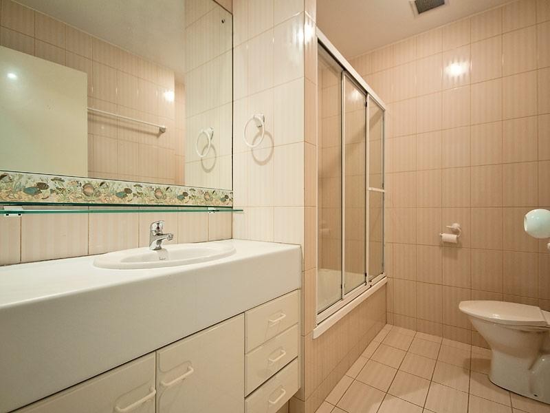 1 ‘Pintari’ 3 Cunningham Avenue, Main Beach QLD 4217