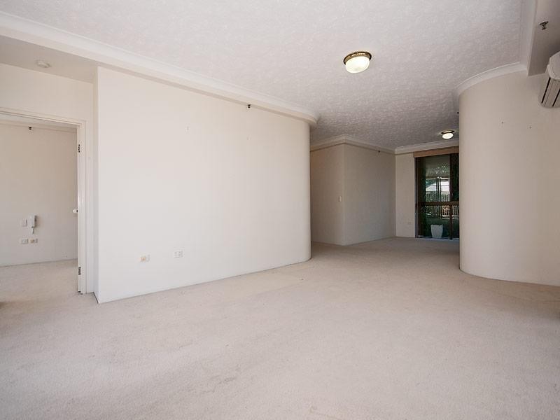1 ‘Pintari’ 3 Cunningham Avenue, Main Beach QLD 4217