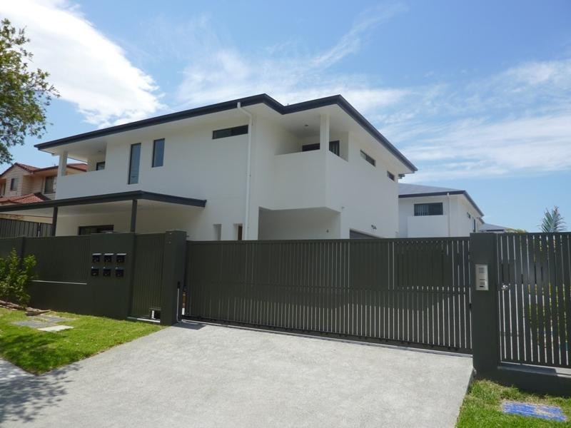 5 Blake Street, Southport QLD 4215