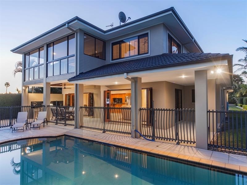 6 Kim Court, Helensvale QLD 4212