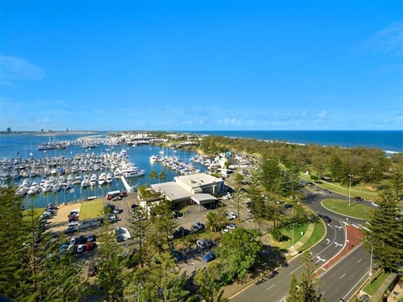 18 Macarthur Parade, Main Beach QLD 4217