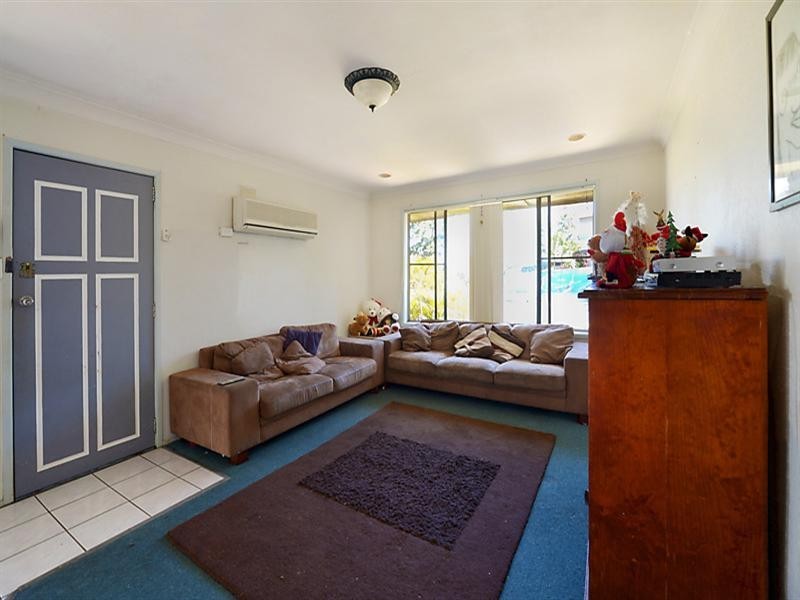 77 Brisbane Road, Biggera Waters QLD 4216