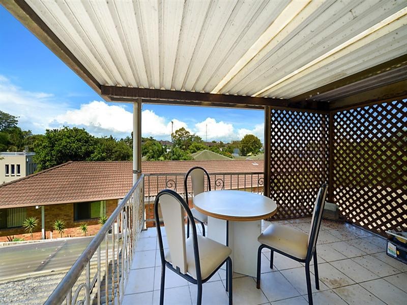 77 Brisbane Road, Biggera Waters QLD 4216