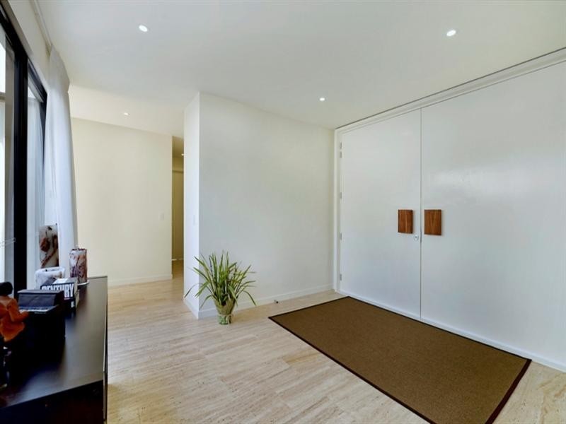 19 The Boulevarde, Benowa QLD 4217