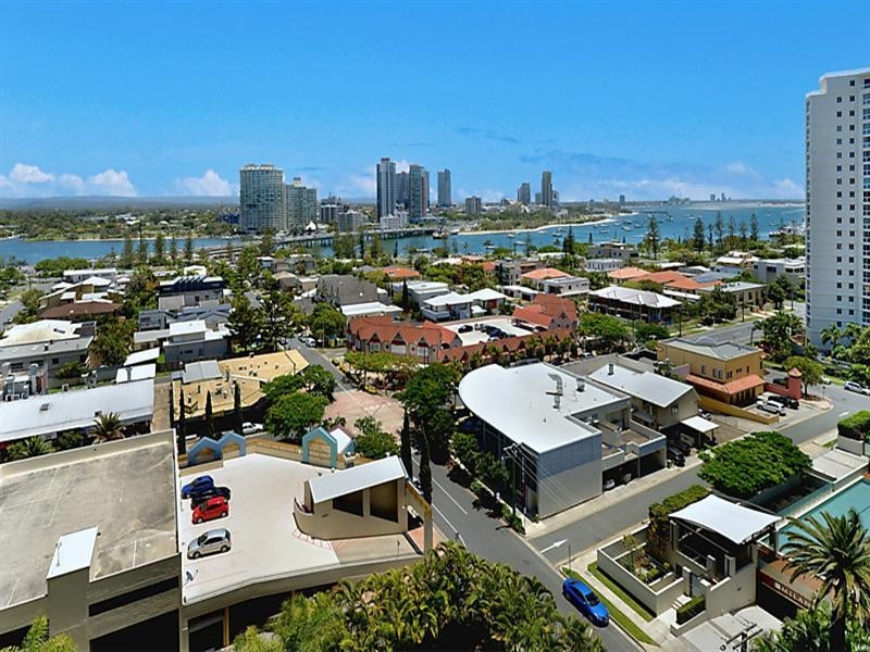 29 Woodroffe Avenue, Main Beach QLD 4217