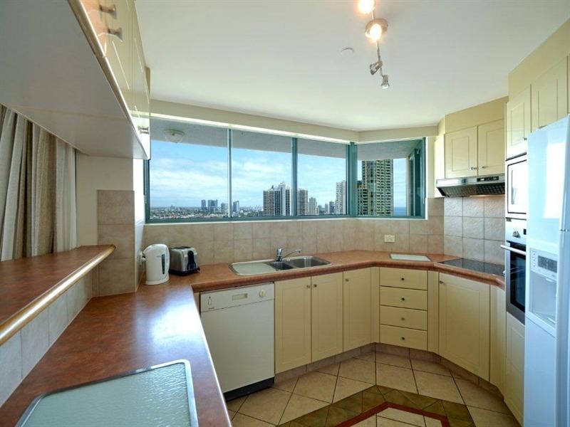 5 Palm Avenue, Surfers Paradise QLD 4217