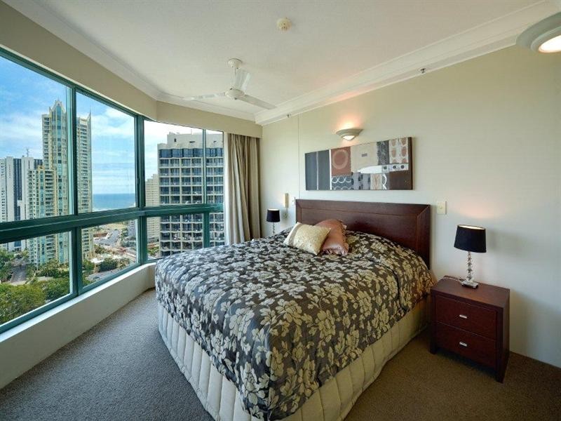 5 Palm Avenue, Surfers Paradise QLD 4217