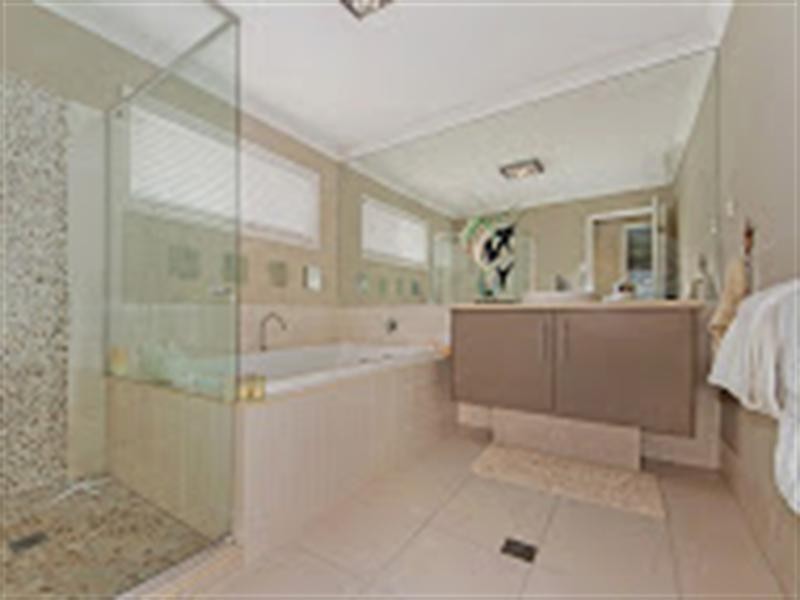 Jacobs Well QLD 4208