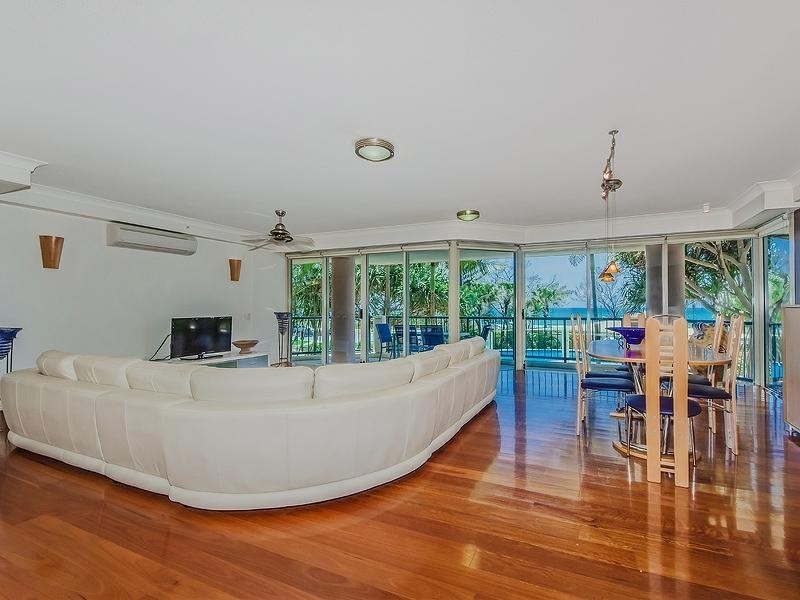 6 ‘Oceana’ 100 Old Burleigh Road, Broadbeach QLD 4218