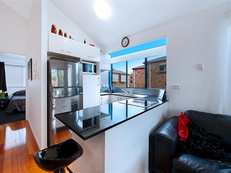 22-24 Brighton Street, Biggera Waters QLD 4216