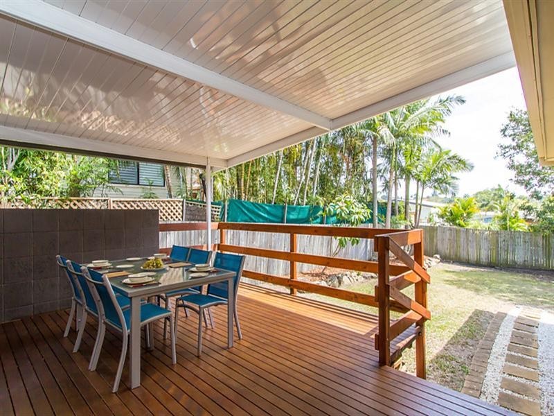 18 Edward Street, Labrador QLD 4215