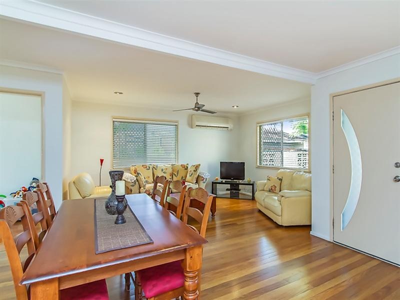 18 Edward Street, Labrador QLD 4215