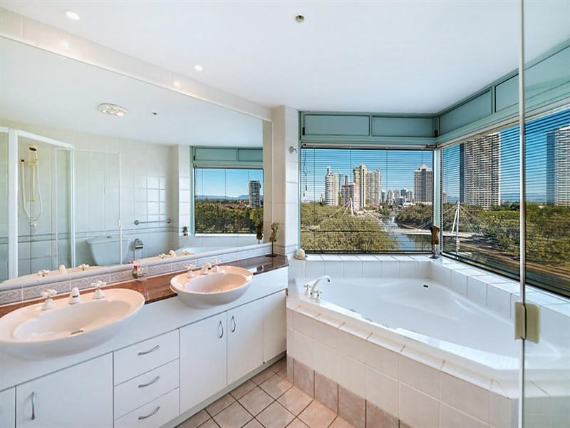 3482 Main Beach Parade, Main Beach QLD 4217