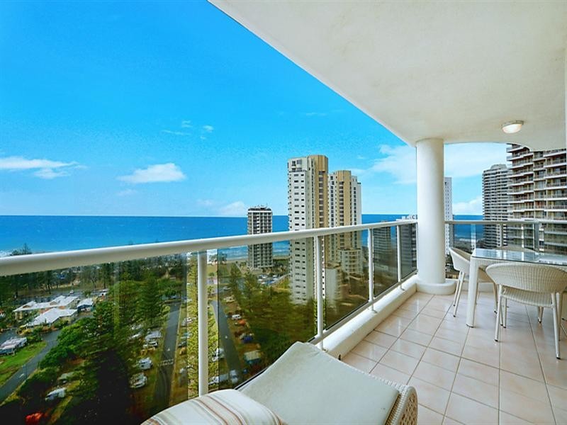 57 ‘Oscar On Main’ 1 Hughes Avenue, Main Beach QLD 4217