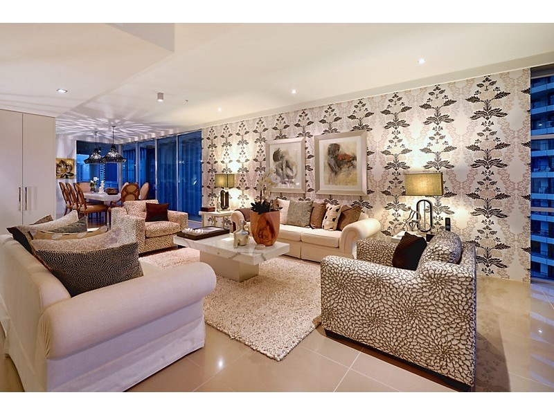 26 Breaker Street, Main Beach QLD 4217