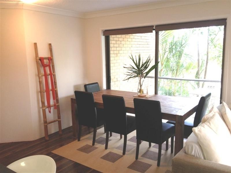 5 Pacific Street, Main Beach QLD 4217