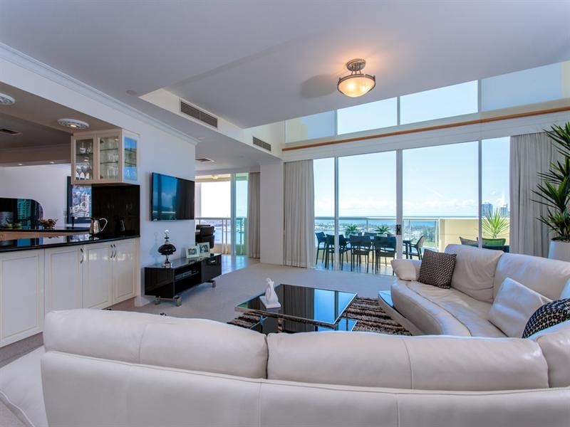 B19-4 ‘Rivage Royale’ 75 Brighton Parade, Southport QLD 4215