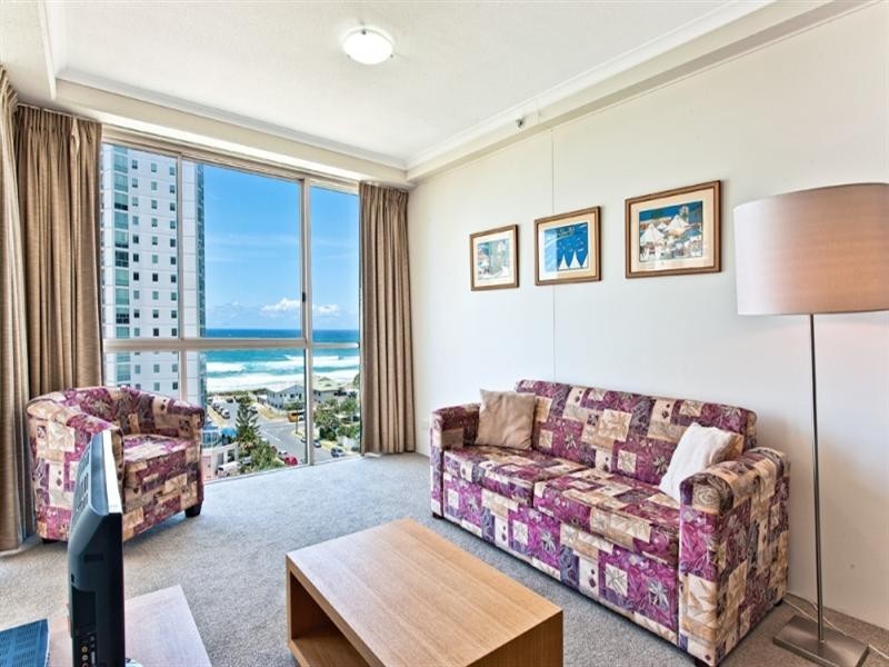 46 Pacific Street, Main Beach QLD 4217